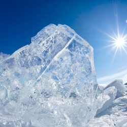 Ice,Floe,And,Sun,On,Winter,Baikal,Lake